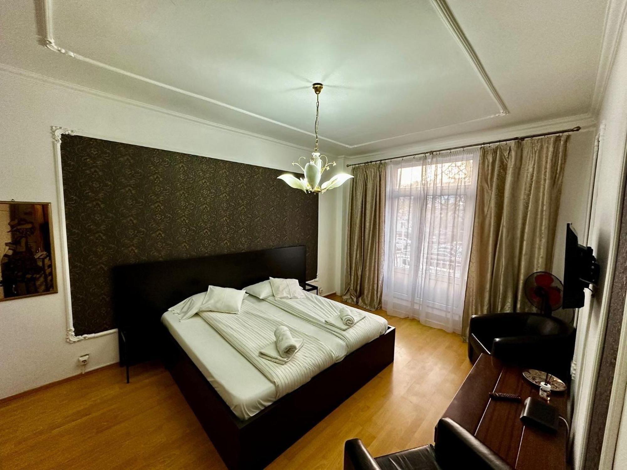 Garsoniera Ultracentral Apartment Bacău Exterior photo